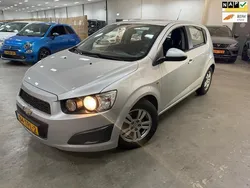 Grijs Gebruikt 2012 Chevrolet Aveo LT Hatchback | € 2.249 (Duur)