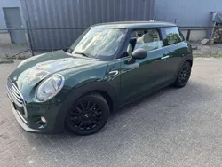 Zwart Gebruikt 2014 Mini Cooper Chili Hatchback | € 12.250 (Iets duurder)