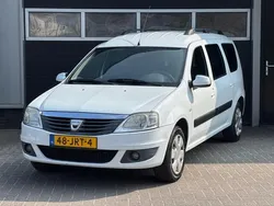 Wit Gebruikt 2009 Dacia Logan MCV Lauréate MPV | € 1.650 (Goede deal)
