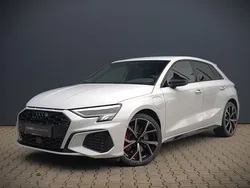 Wit Gebruikt 2021 Audi A3 Sportback Competition Hatchback | € 26.840 (Super prijs)