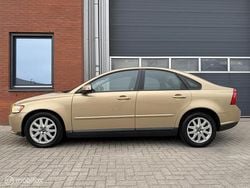 Geel Gebruikt 2008 Volvo S40 Sedan | € 4.850 (Eerlijke prijs)