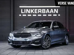 Grijs Gebruikt 2020 BMW 330e M Sport Sedan | € 34.895 (Iets duurder)