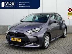 Grijs Gebruikt 2022 Toyota Yaris Active Hatchback | € 19.980 (Eerlijke prijs)