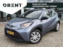 Grijs Gebruikt 2024 Toyota Aygo Play Hatchback | € 16.795 (Eerlijke prijs)