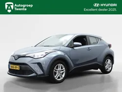 Grijs, metallic lak Gebruikt 2022 Toyota C-HR SUV | € 21.750 (Goede deal)