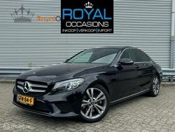 Grijs Gebruikt 2021 Mercedes C300 AMG line Sedan | € 36.900 (Goede deal)