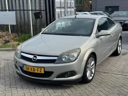 Grijs Gebruikt 2007 Opel Astra Cabriolet Enjoy Cabriolet | € 1.250 (Goede deal)