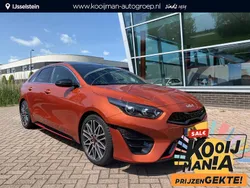 Oranje, metallic lak Gebruikt 2022 Kia ProCeed 2 Hatchback | € 35.900 (Eerlijke prijs)