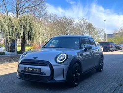 Grijs, metallic lak Gebruikt 2022 Mini Cooper Hatchback | € 29.750 (Duur)