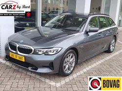 Grijs Gebruikt 2022 BMW 330e Stationwagen | € 31.945 (Super prijs)