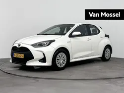 Wit Gebruikt 2021 Toyota Yaris Active Hatchback | € 19.440 (Eerlijke prijs)