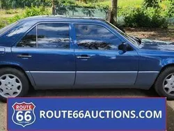 Blauw Gebruikt 1989 Mercedes E230 Sedan | € 7.800