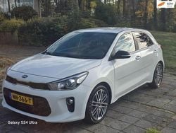 Wit Gebruikt 2017 Kia Rio Hatchback | € 9.999 (Goede deal)