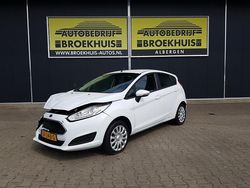 Wit Gebruikt 2016 Ford Fiesta Style Hatchback | € 2.100
