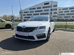 Wit Gebruikt 2018 Skoda Octavia Business Line Stationwagen | € 23.950 (Eerlijke prijs)