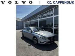 Grijs Gebruikt 2017 Volvo V60 Stationwagen | € 19.950 (Eerlijke prijs)