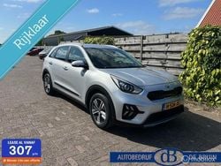 Grijs, metallic lak Gebruikt 2020 Kia Niro SUV | € 20.950 (Eerlijke prijs)
