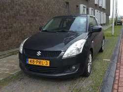Zwart Gebruikt 2011 Suzuki Swift Exclusive Hatchback | € 6.000 (Iets duurder)