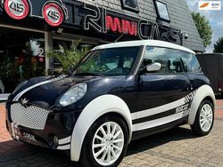 Zwart Gebruikt 2011 Mini Cooper Hatchback | € 8.995