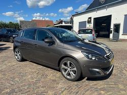 Grijs Gebruikt 2015 Peugeot 308 Premium Hatchback | € 6.490 (Goede deal)