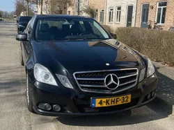 Zwart Gebruikt 2009 Mercedes E250 Sedan | € 9.500 (Goede deal)