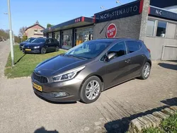 Bruin, metallic lak Gebruikt 2012 Kia Ceed Premium Hatchback | € 6.950 (Iets duurder)