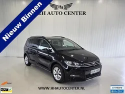 Zwart Gebruikt 2021 VW Touran Comfortline MPV | € 25.850 (Goede deal)