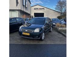 Groen Gebruikt 2005 Ford Fusion Futura MPV | € 695 (Eerlijke prijs)