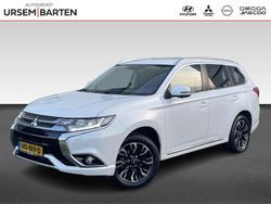 Wit Gebruikt 2015 Mitsubishi Outlander P-HEV Instyle SUV | € 17.930 (Iets duurder)