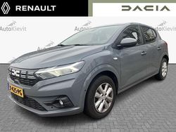 Grijs Gebruikt 2024 Dacia Sandero Expression Hatchback | € 17.450 (Eerlijke prijs)