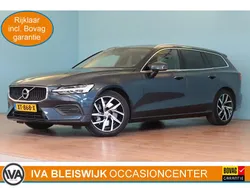 Blauw Gebruikt 2019 Volvo V60 Momentum Stationwagen | € 27.888 (Super prijs)