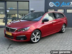 Rood Gebruikt 2018 Peugeot 308 GT-line Stationwagen | € 15.950 (Eerlijke prijs)