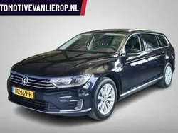 Zwart Gebruikt 2015 VW Passat GTE Stationwagen | € 9.999 (Eerlijke prijs)