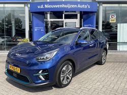 Blauw, metallic lak Gebruikt 2022 Kia e-Niro SUV | € 25.945 (Eerlijke prijs)