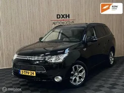 Zwart Gebruikt 2014 Mitsubishi Outlander Instyle SUV | € 10.940 (Goede deal)