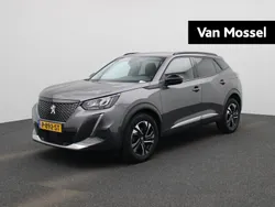 Grijs, metallic lak Gebruikt 2022 Peugeot 2008 Allure SUV | € 20.935 (Eerlijke prijs)