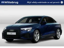 Blauw, metallic lak Gebruikt 2023 Audi A3 S-Line Sedan | € 38.950 (Iets duurder)