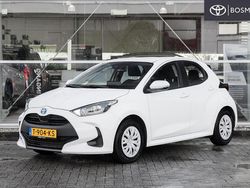 Wit Gebruikt 2023 Toyota Yaris Hybrid Active Hatchback | € 21.549 (Eerlijke prijs)