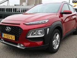 Rood Gebruikt 2020 Hyundai Kona Comfort SUV | € 15.995 (Super prijs)