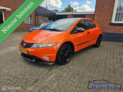 Oranje Gebruikt 2010 Honda Civic Sport Hatchback | € 5.750 (Eerlijke prijs)