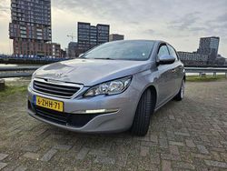 Grijs Gebruikt 2015 Peugeot 308 Active Hatchback | € 6.450 (Eerlijke prijs)