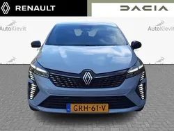 Grijs Gebruikt 2024 Renault Clio V Techno Hatchback | € 24.950 (Eerlijke prijs)