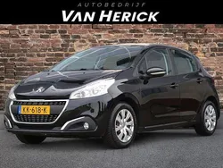 Zwart Gebruikt 2016 Peugeot 208 Hatchback | € 5.945 (Goede deal)