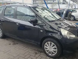 Zwart Gebruikt 2006 Honda Jazz LS Hatchback | € 2.250 (Eerlijke prijs)