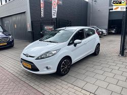 Wit Gebruikt 2012 Ford Fiesta Trend Hatchback | € 3.999 (Eerlijke prijs)