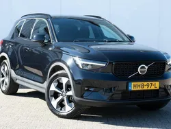 Zwart Gebruikt 2024 Volvo XC40 Plus SUV | € 44.350 (Eerlijke prijs)