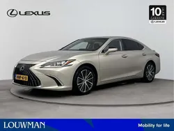 Geel Gebruikt 2024 Lexus ES300 Business Edition Sedan | € 49.950 (Goede deal)