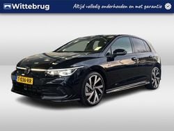Zwart Gebruikt 2023 VW Golf VIII Business Hatchback | € 30.950 (Iets duurder)