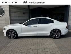 Wit Gebruikt 2021 Volvo S60 R-Design Sedan | € 32.950 (Eerlijke prijs)