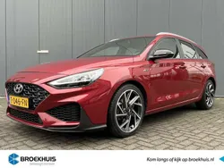 Sunset red (rood metallic) Gebruikt 2023 Hyundai i30 N Line Stationwagen | € 26.900 (Eerlijke prijs)
